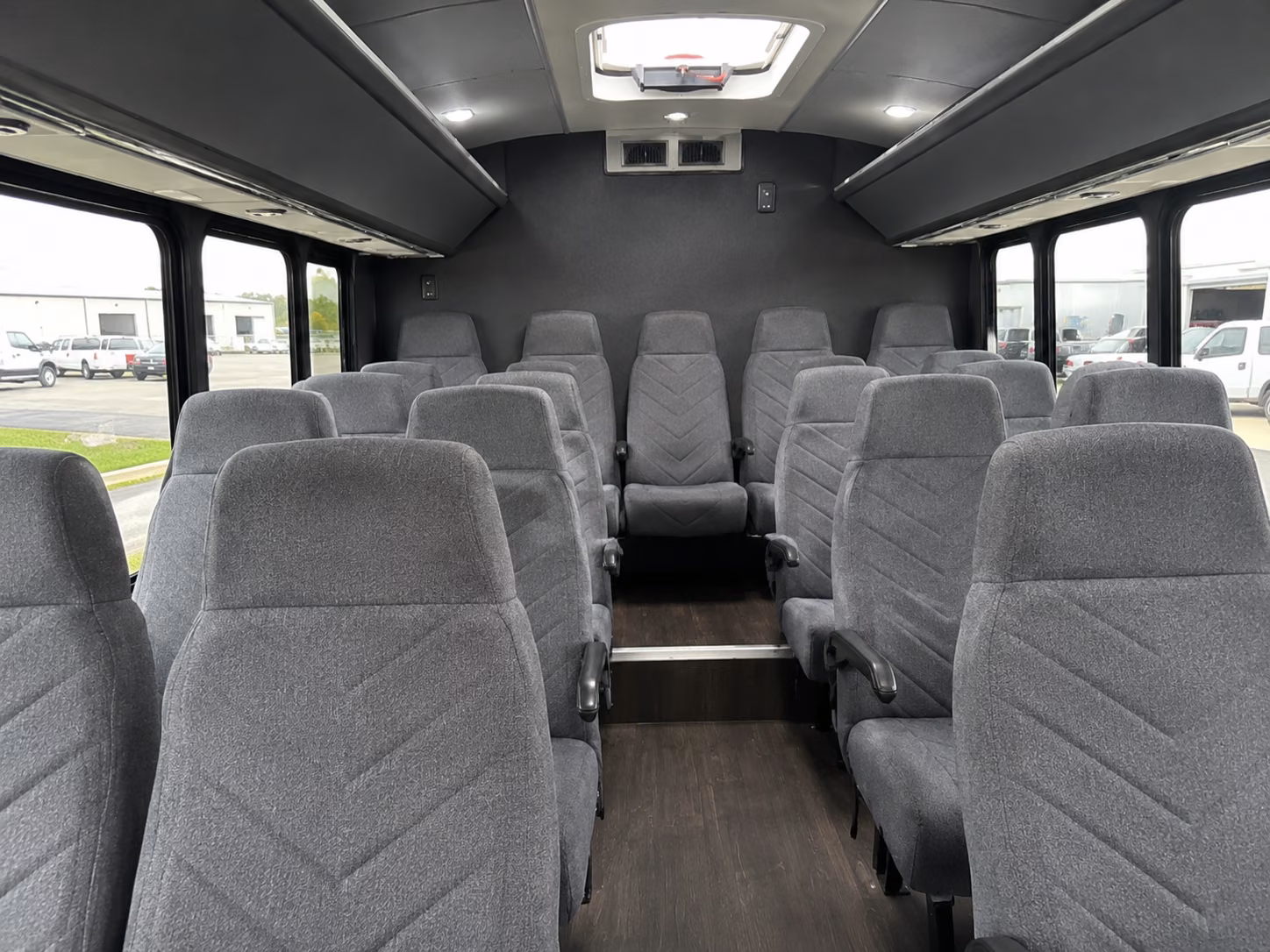 bus rentals for ducks basketball and volleyball at matthew knight arena