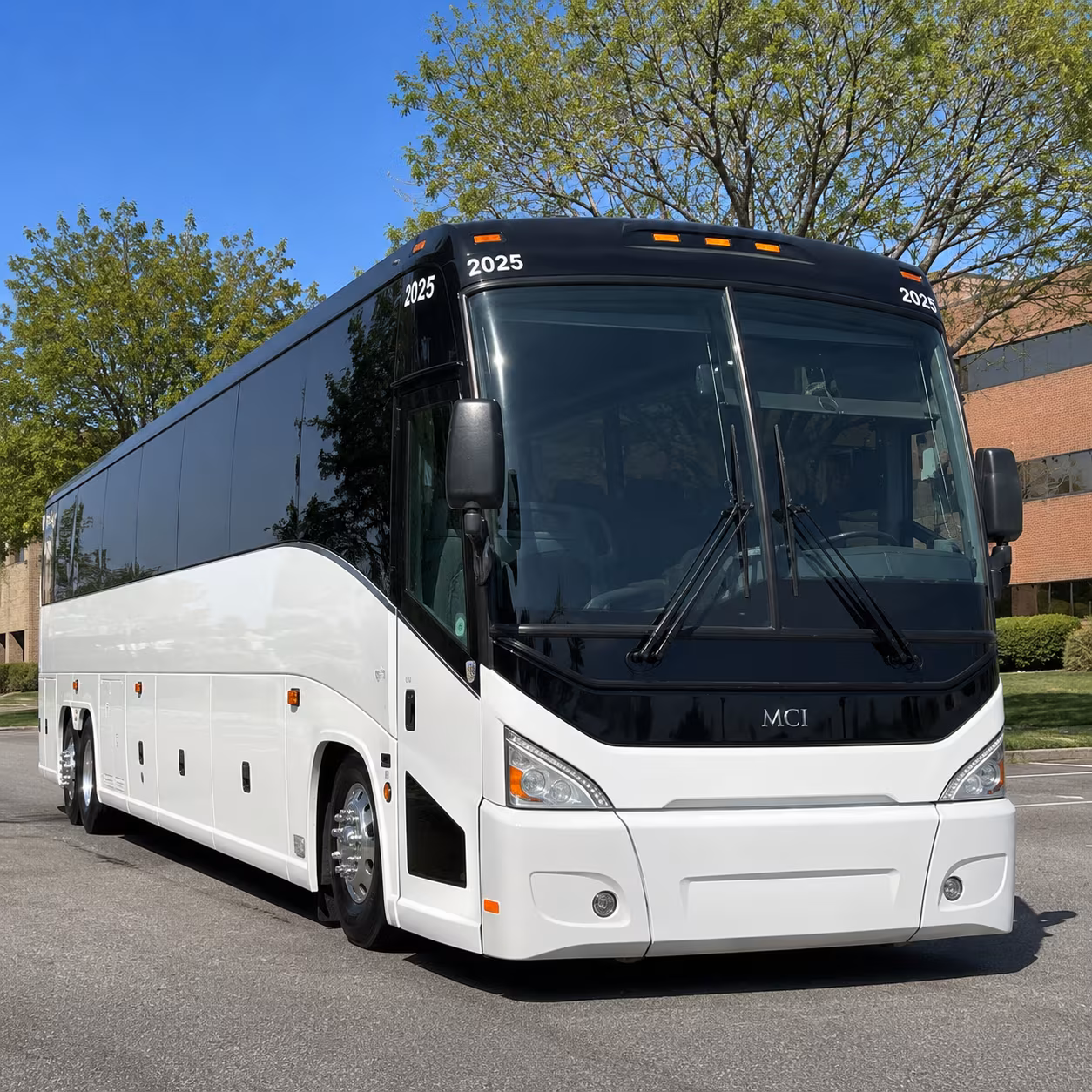charter buses for oregon state agency meetings and legislative travel