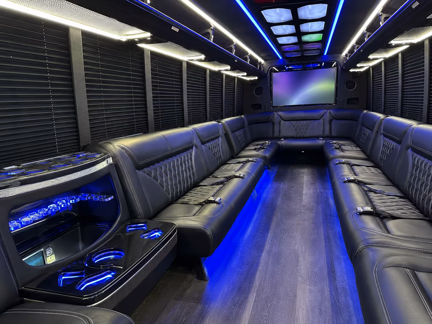 eugene 20 passenger party bus inside
