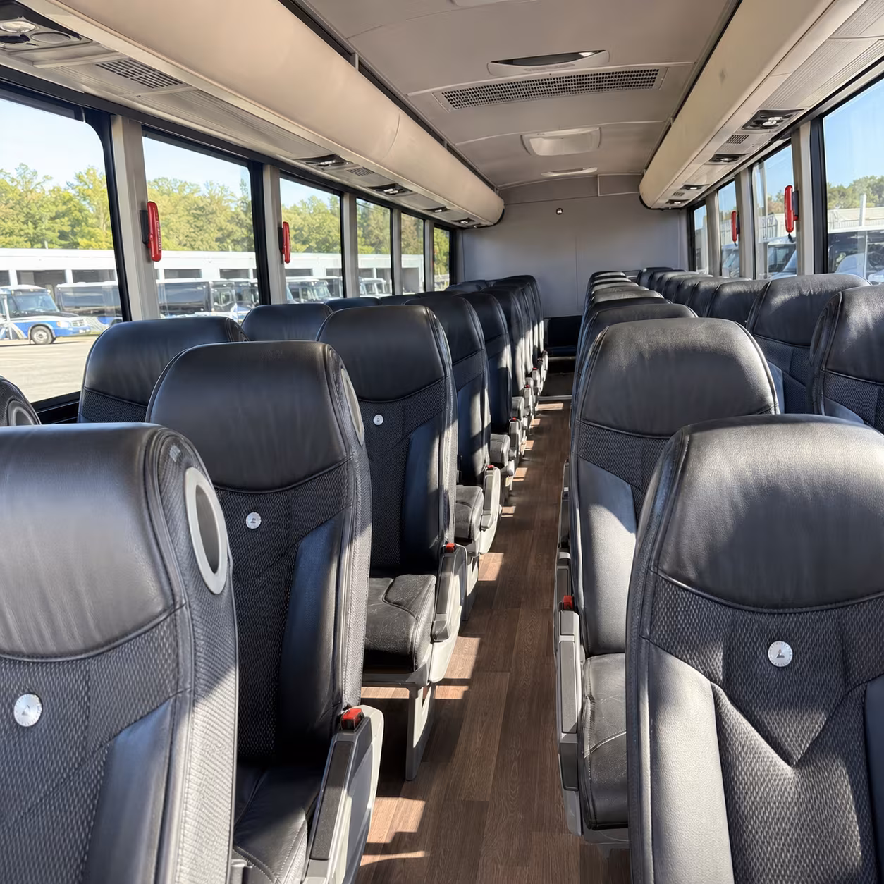 oregon coast group transportation charter buses from eugene to florence newport and beyond