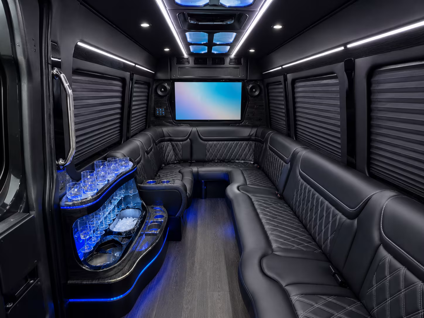 rehearsal dinner bus rentals in eugene oregon