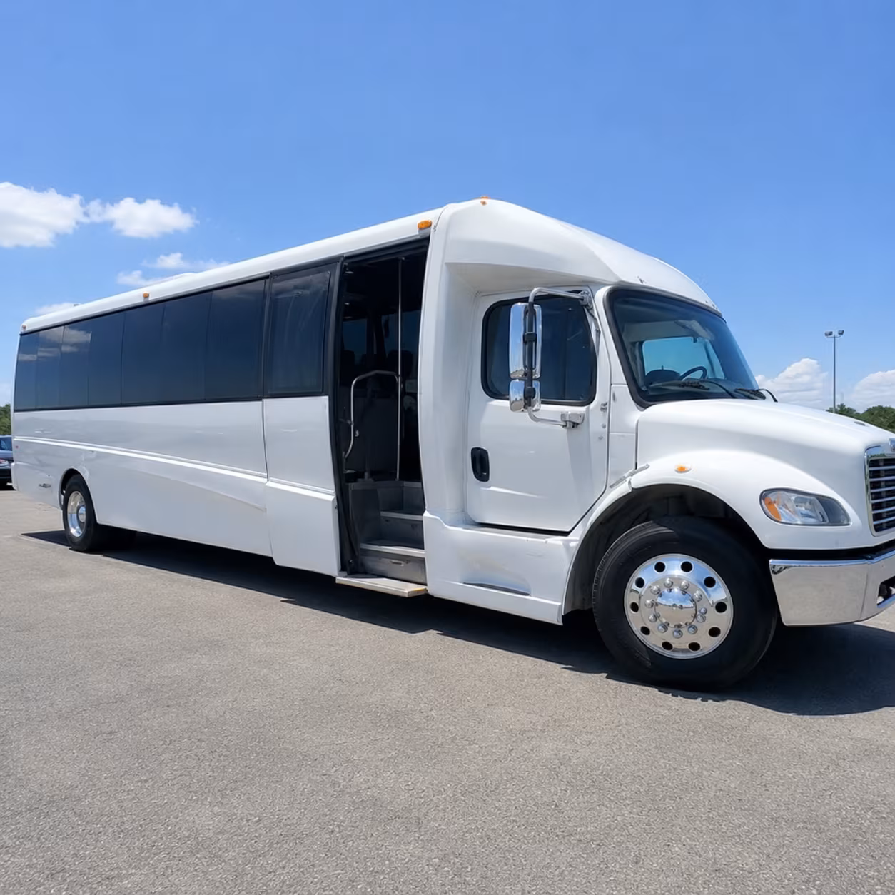 winery and brewery tour buses in the willamette valley